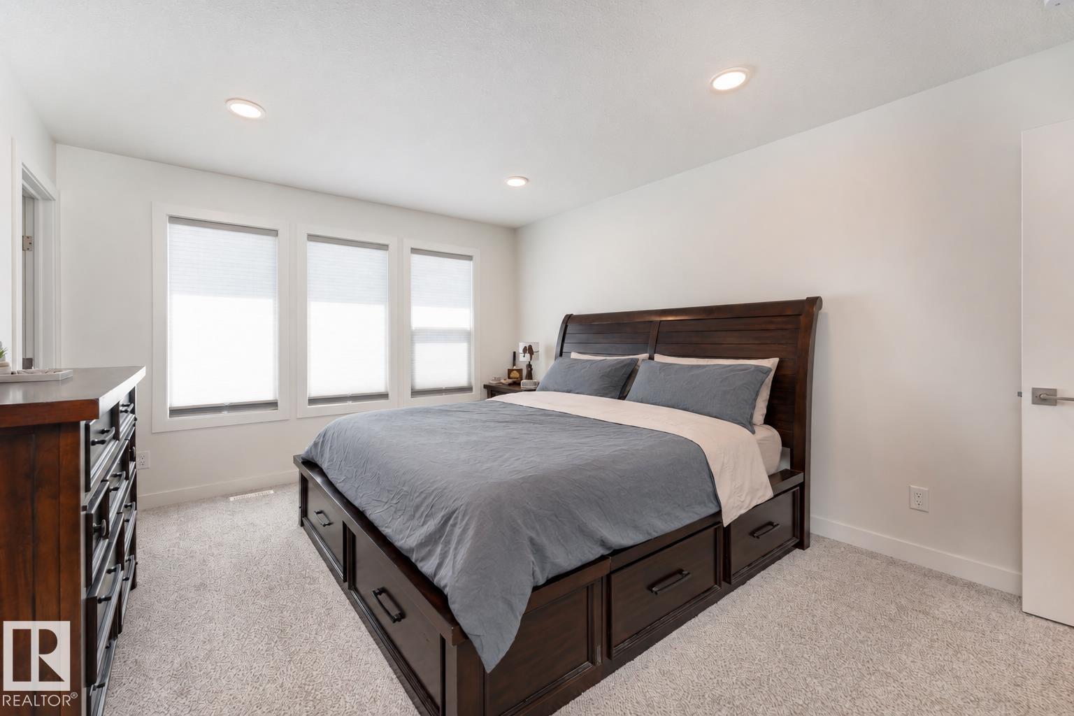 9119 183 Av Nw Property Photo 32