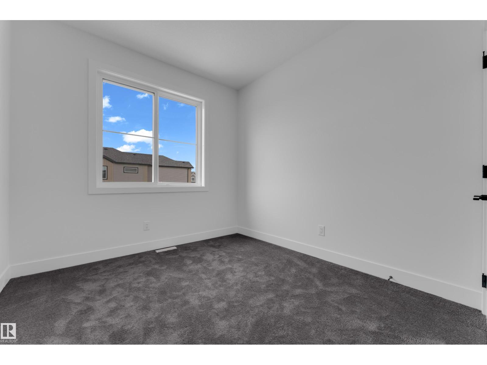 202 Linden Lo Property Photo 24