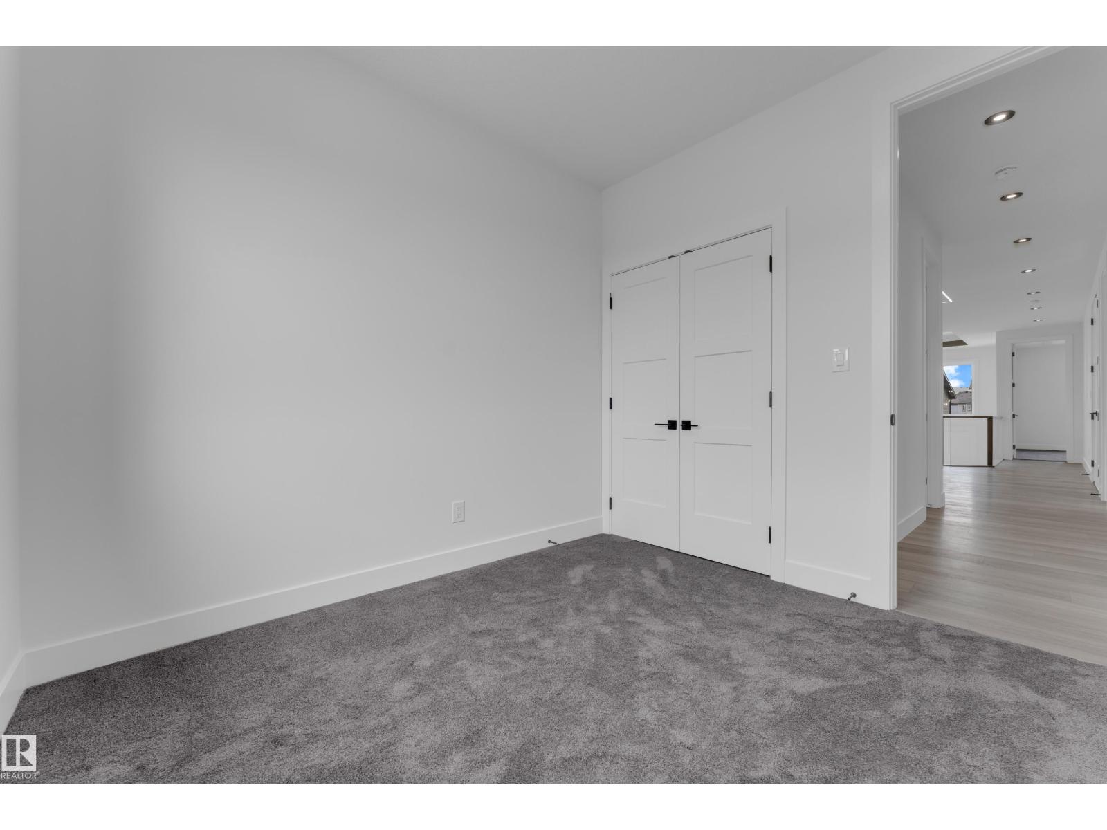 202 Linden Lo Property Photo 25