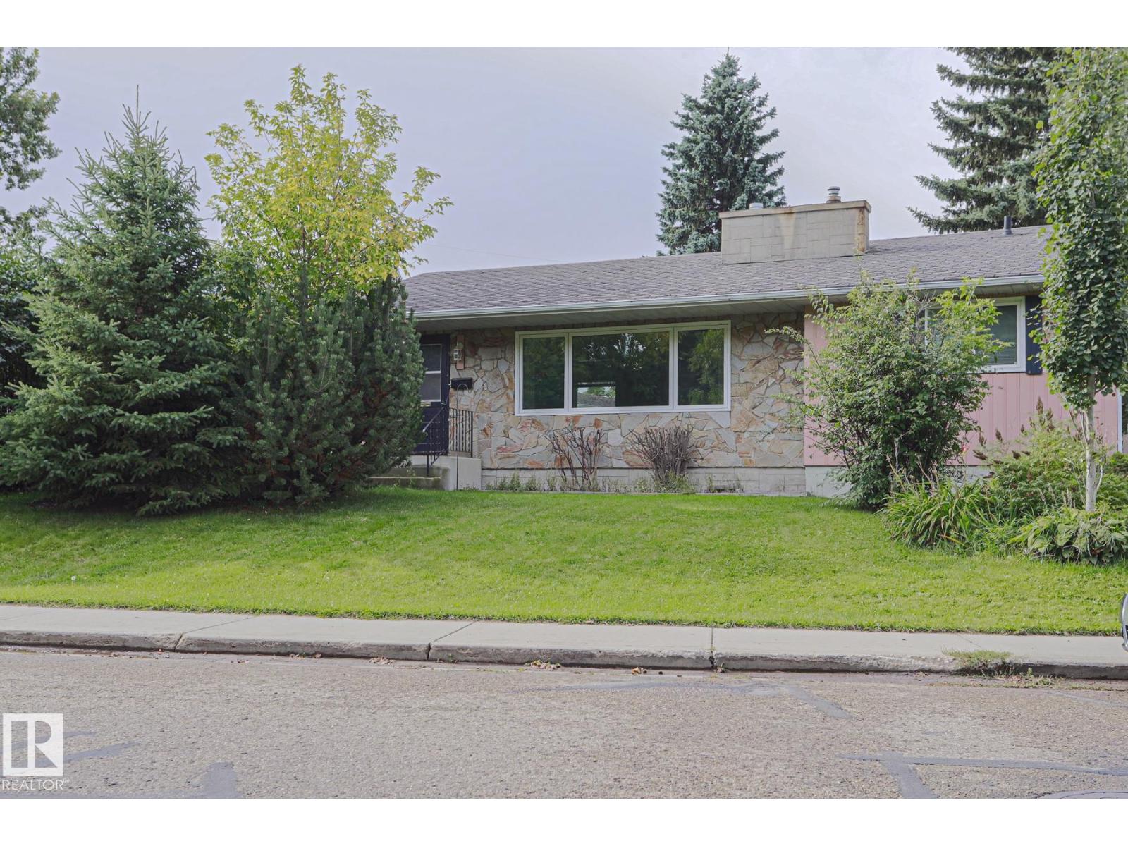 5807 48B AV Property Photo 1