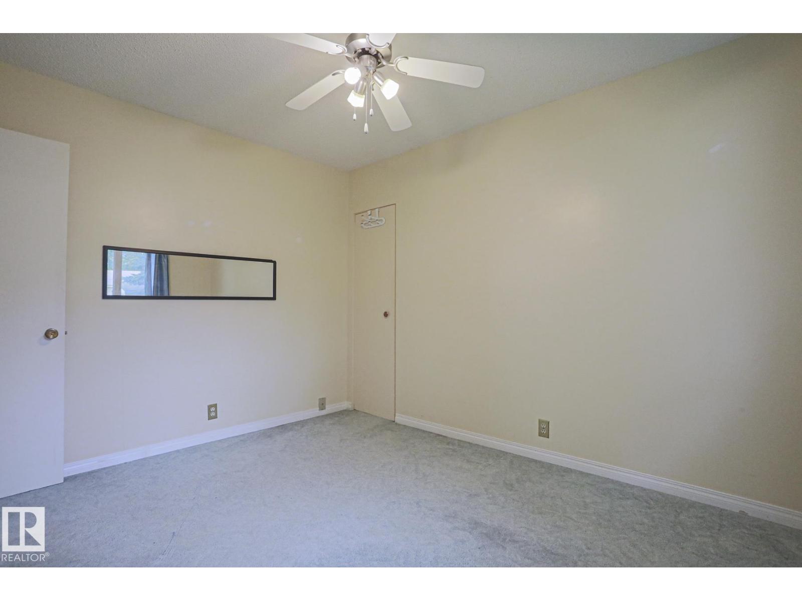 5807 48b Av Property Photo 26