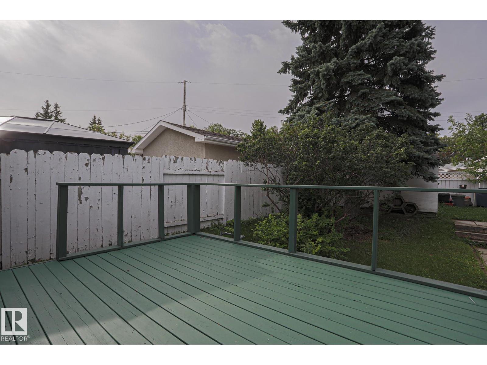 5807 48b Av Property Photo 55