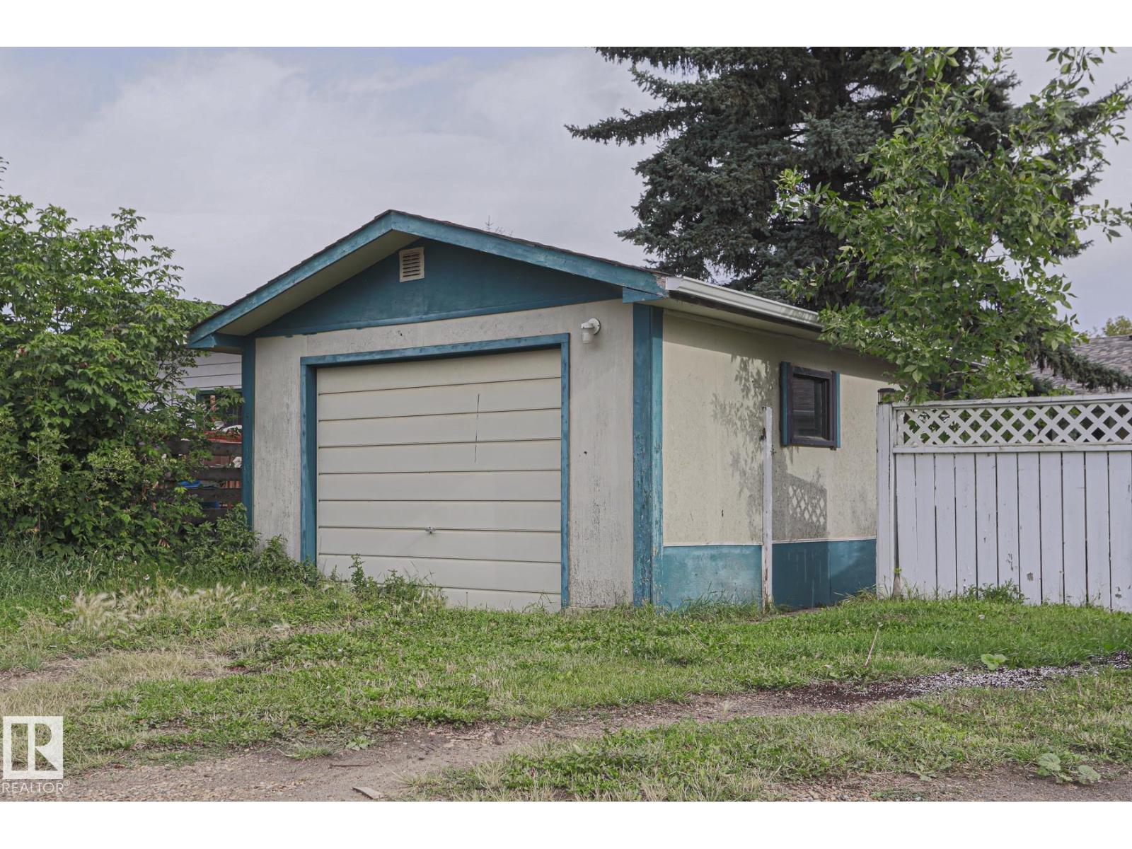 5807 48b Av Property Photo 60