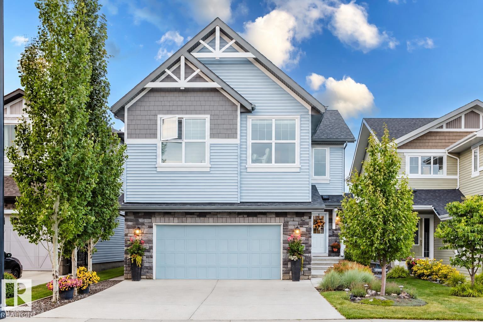 15820 15 AV SW Property Photo 1