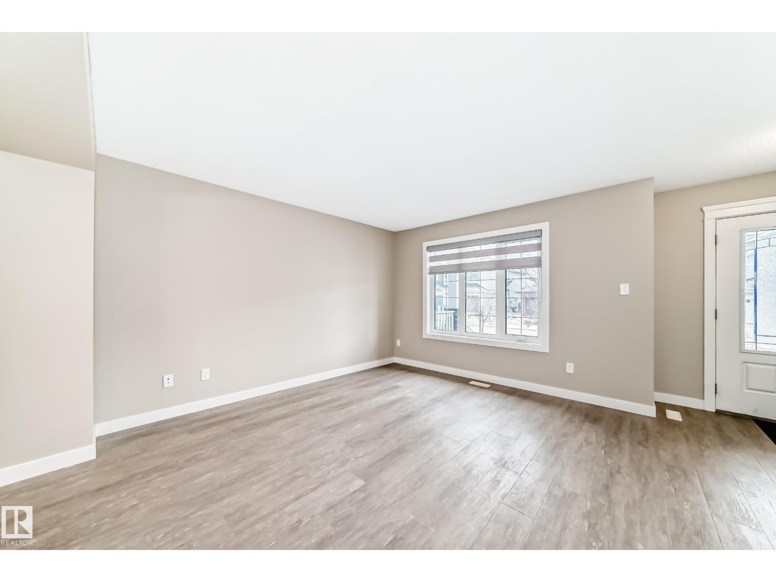 5709 66 St Property Photo 9