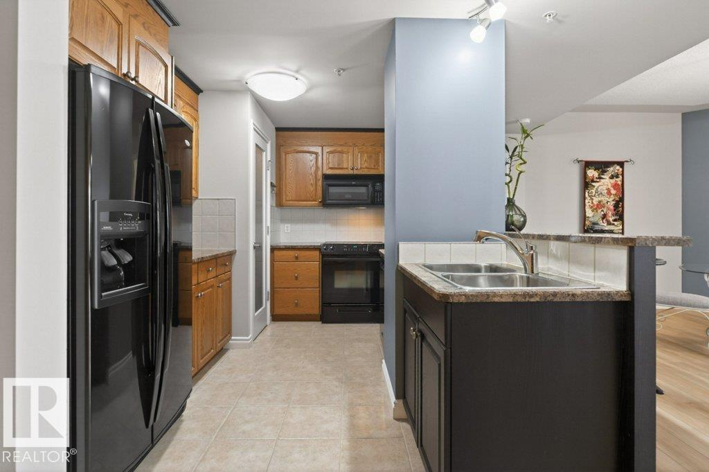 #408 9020 Jasper Av Nw Property Photo 4