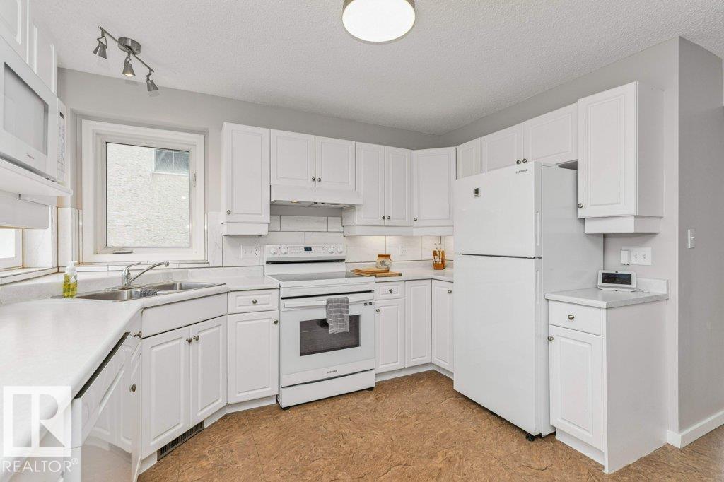 1259 Joyce Cr Nw Property Photo 11