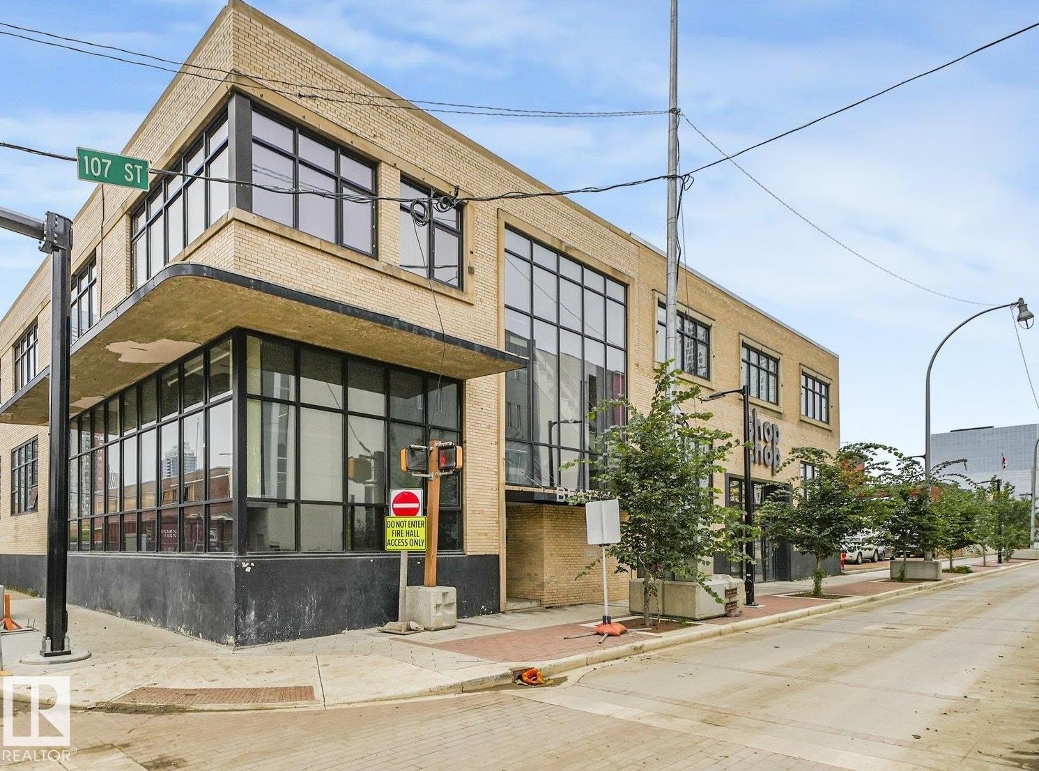 #206 10265 107 ST NW