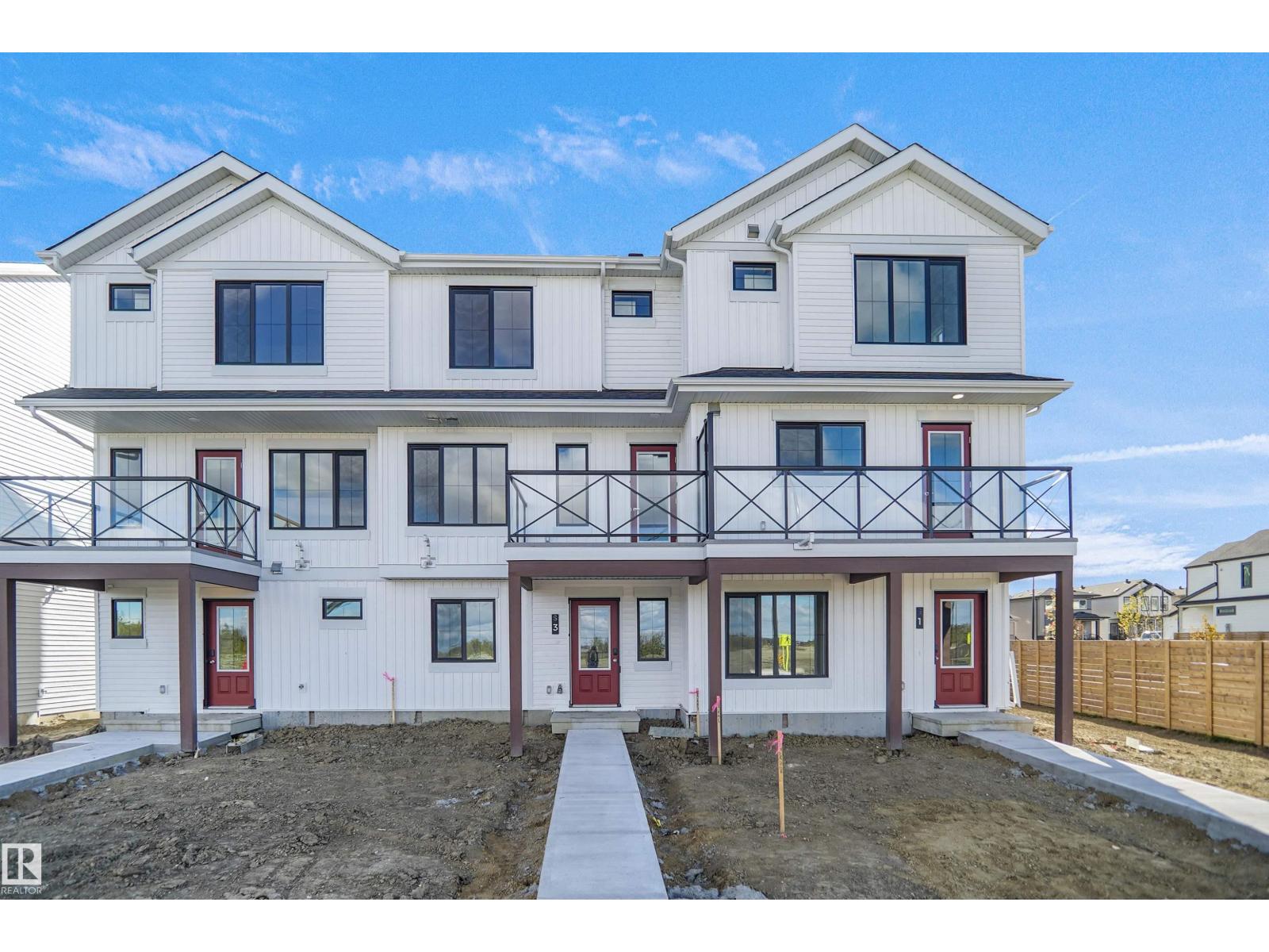 3 Edgewater CL Property Photo 1