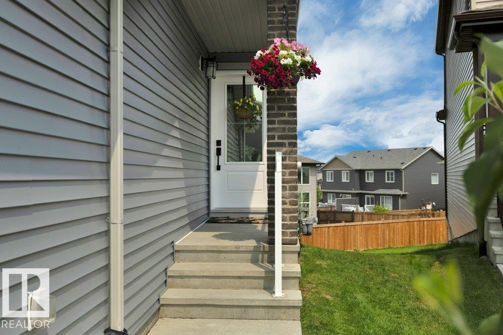 5329 Lark Ld Nw Property Photo 3