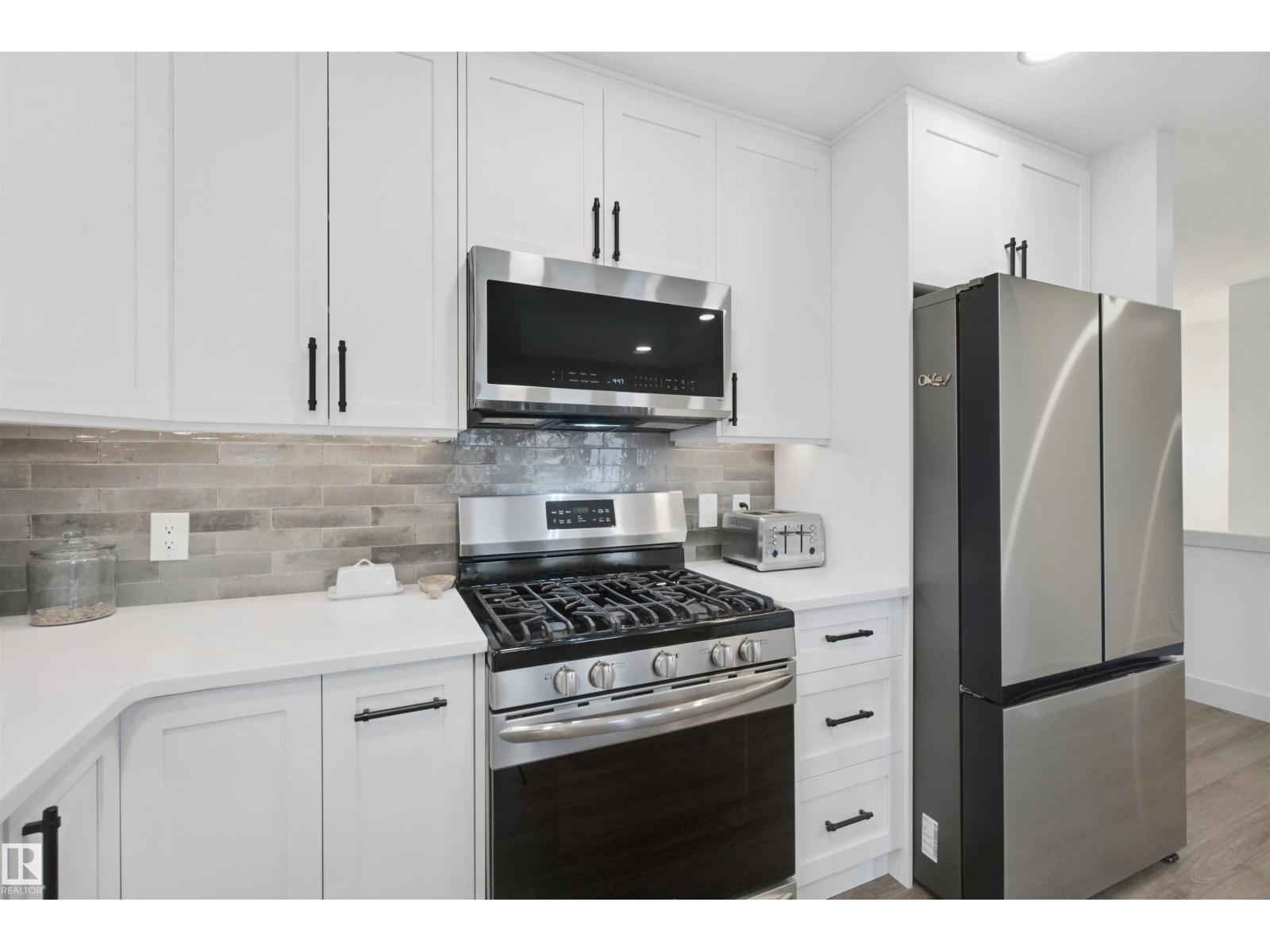 46 Guenette Cr Property Photo 6
