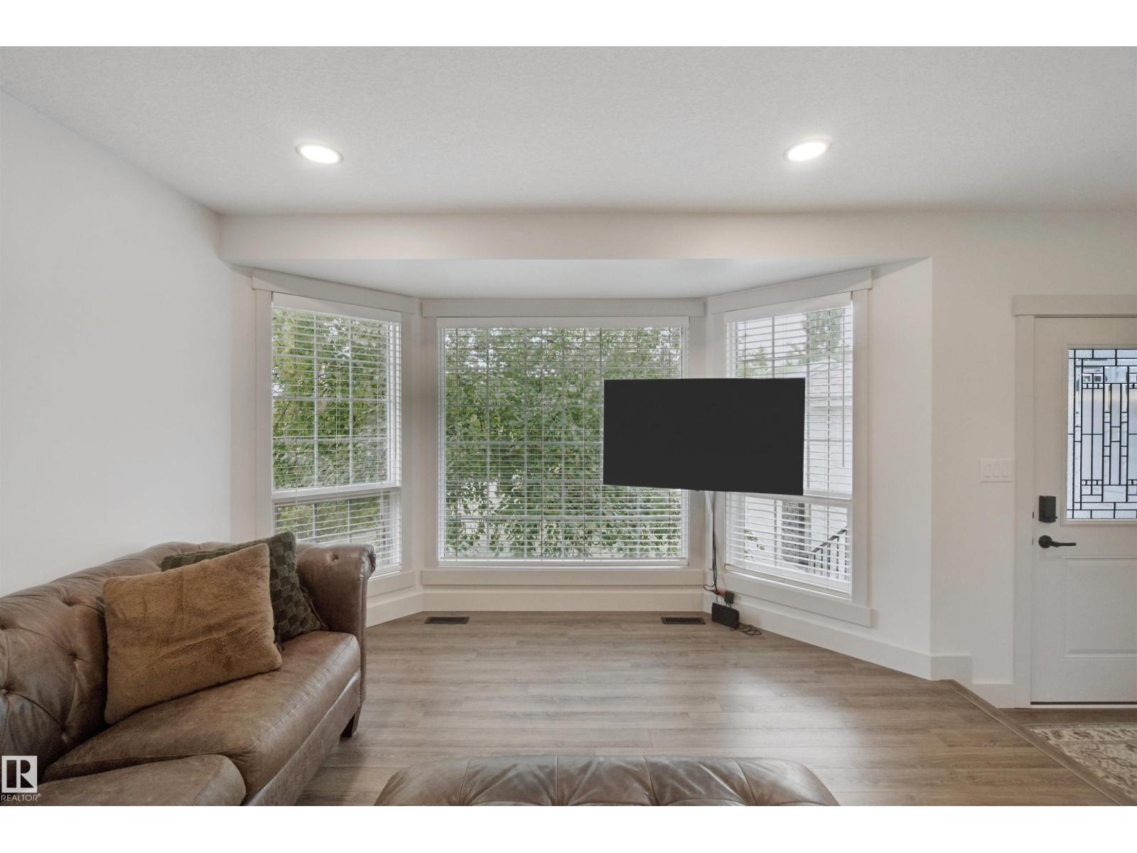 46 Guenette Cr Property Photo 8