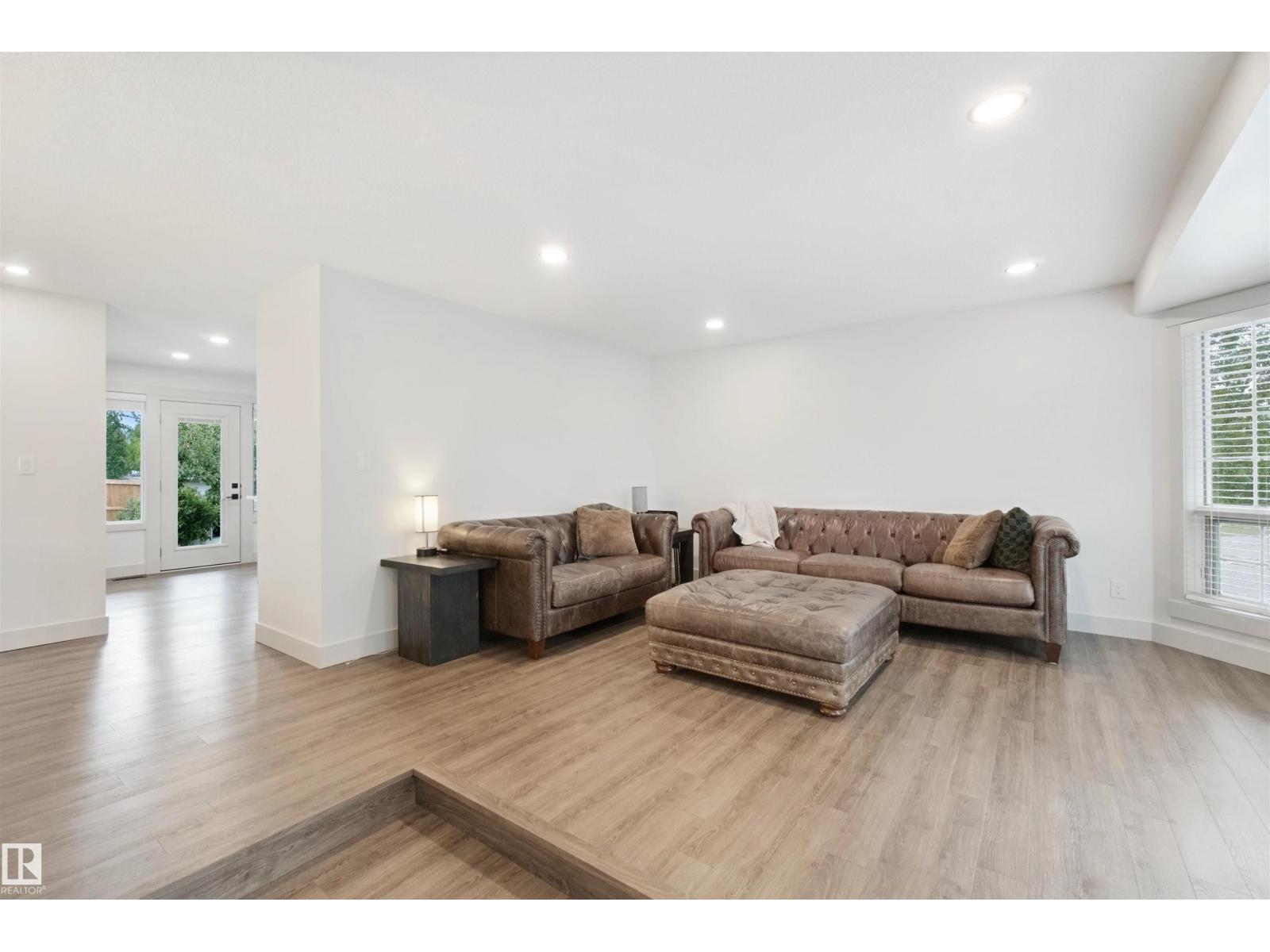 46 Guenette Cr Property Photo 9