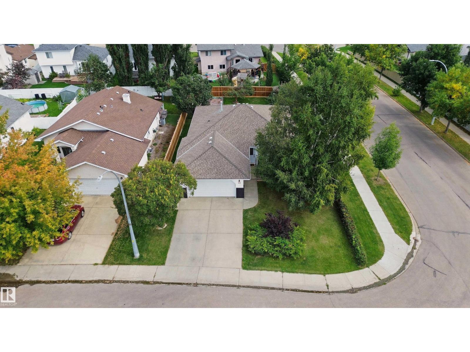 46 Guenette Cr Property Photo 39