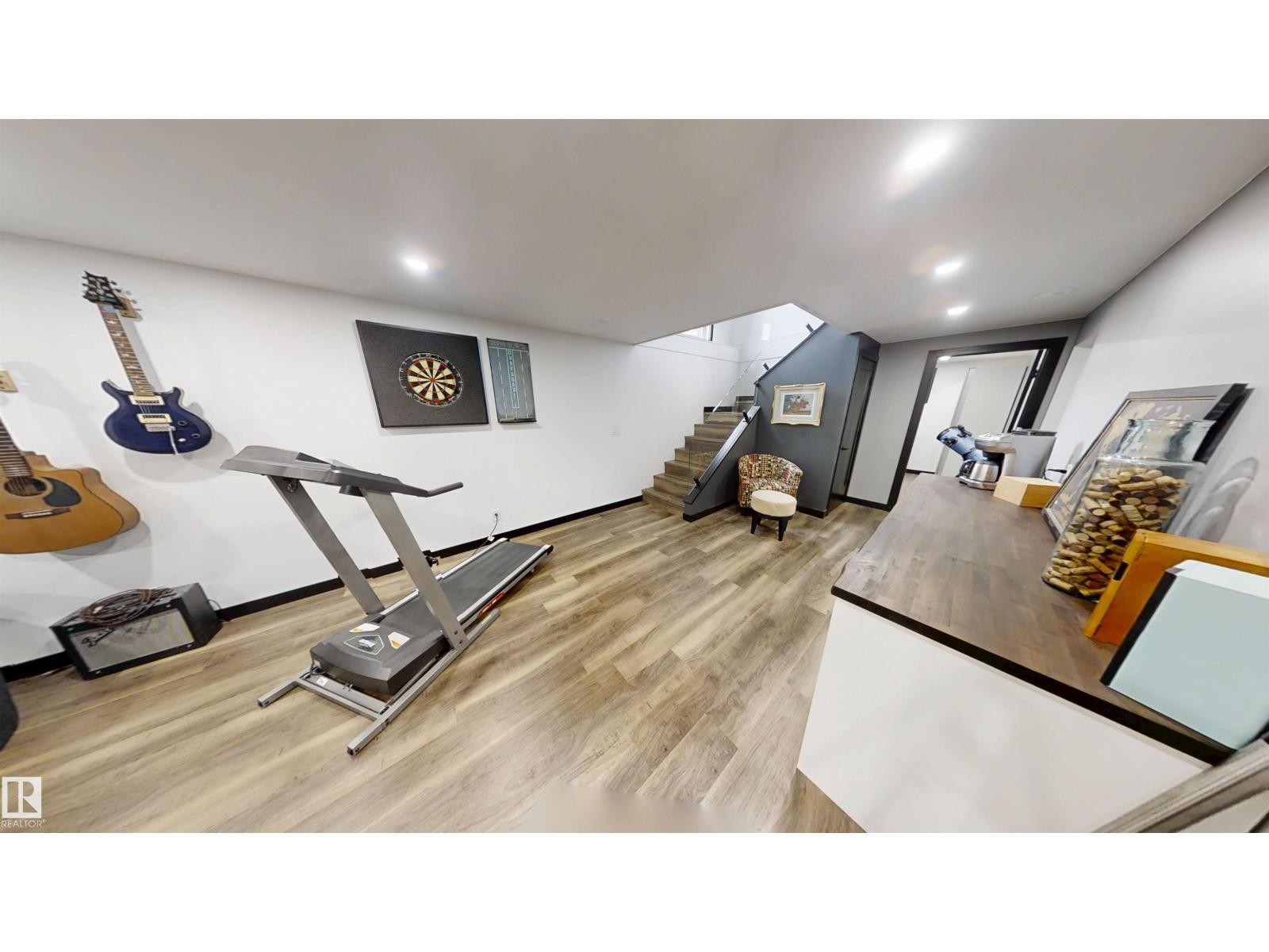 6115 95 Av Nw Property Photo 19