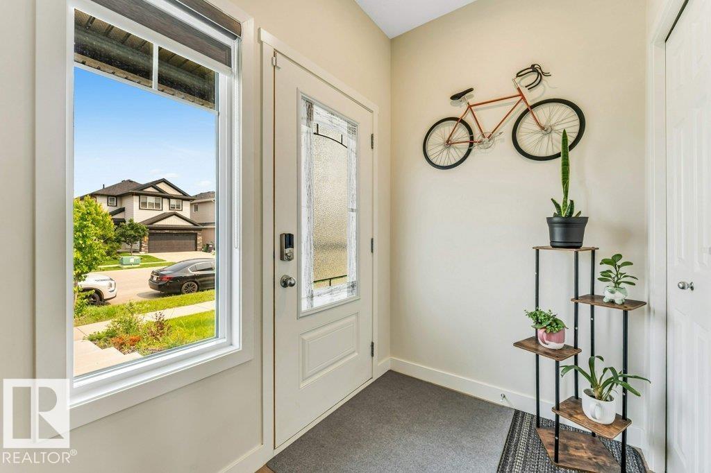 5315 22 Av Sw Property Photo 30
