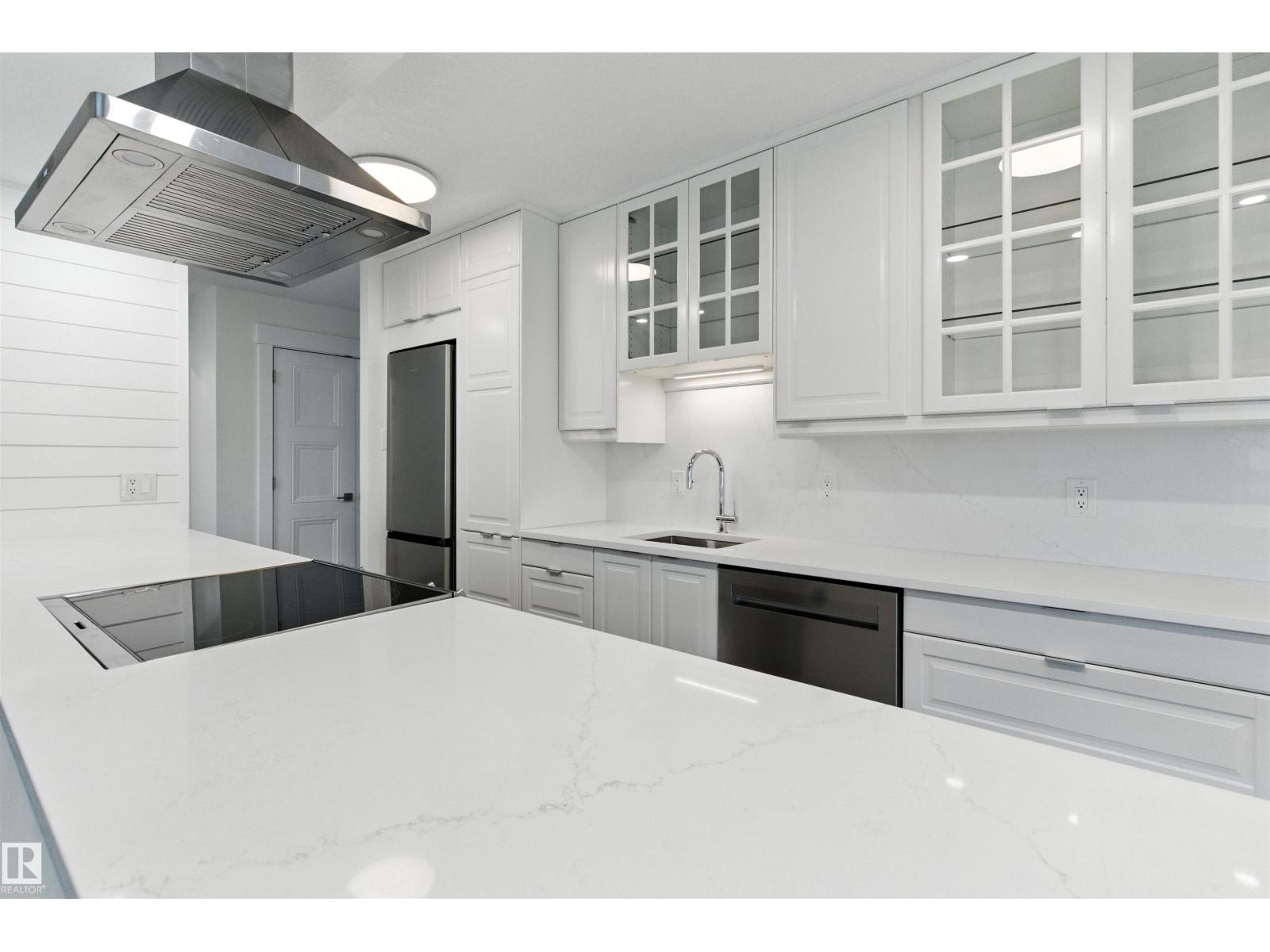 #1203 9737 112 St Nw Property Photo 5