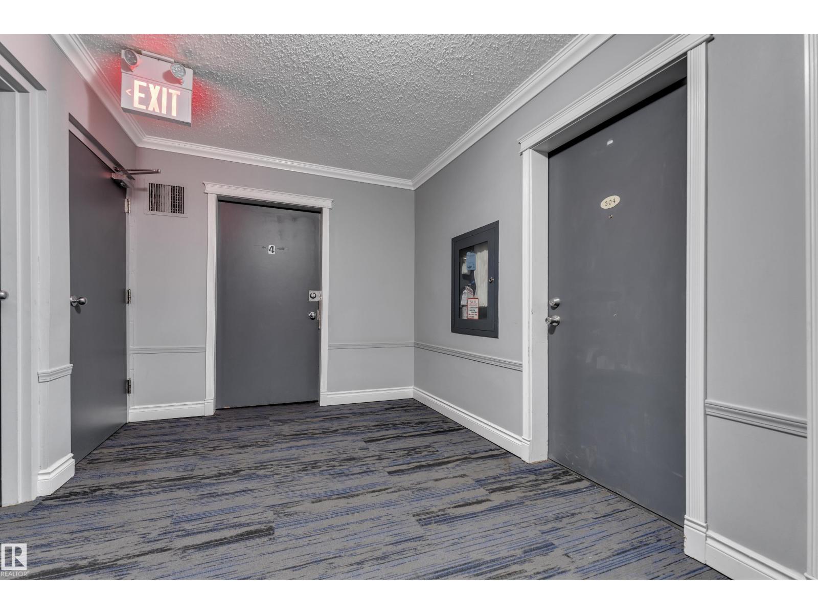 #304 10165 113 St Nw Property Photo 2