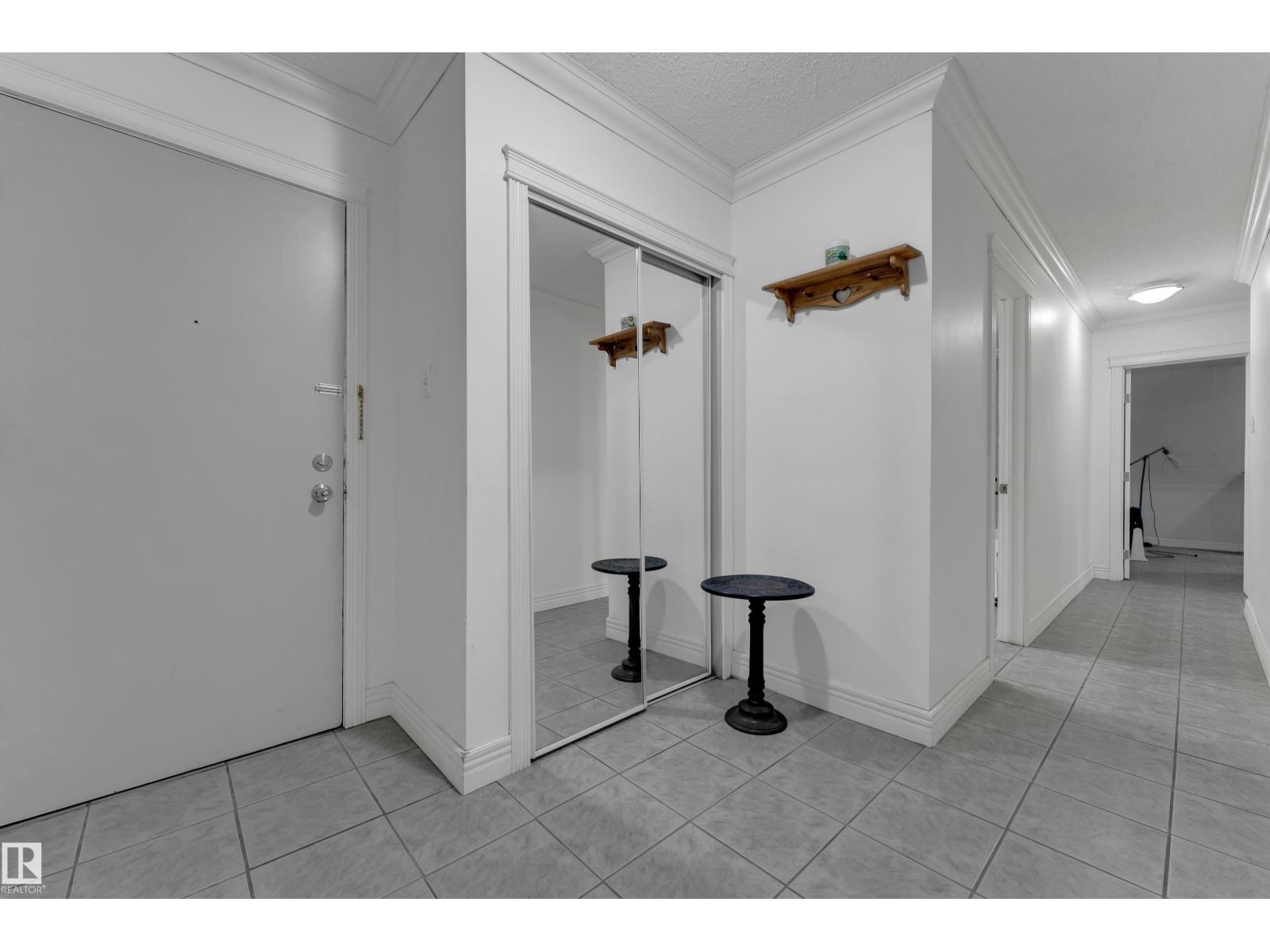 #304 10165 113 St Nw Property Photo 4
