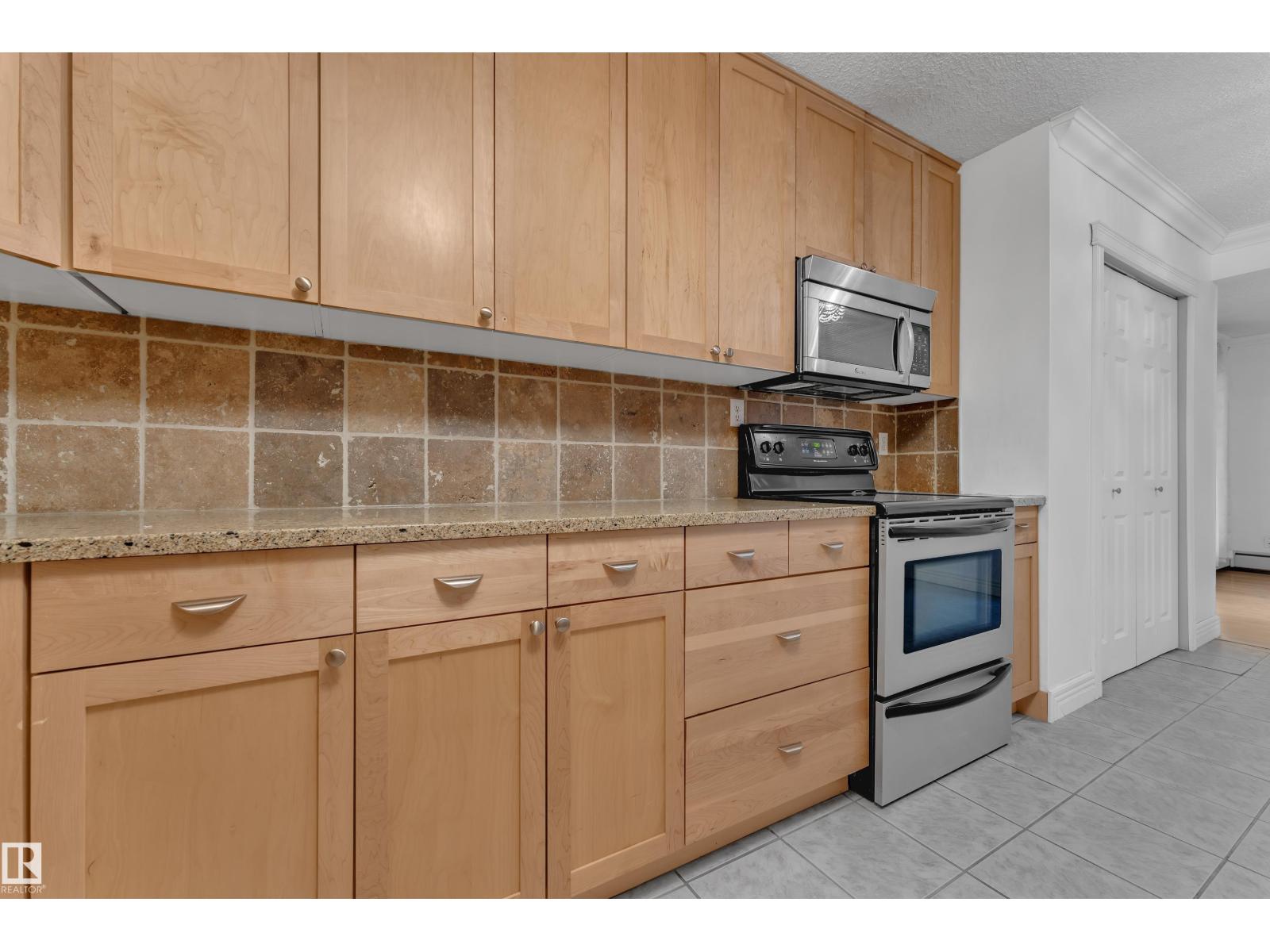 #304 10165 113 St Nw Property Photo 10