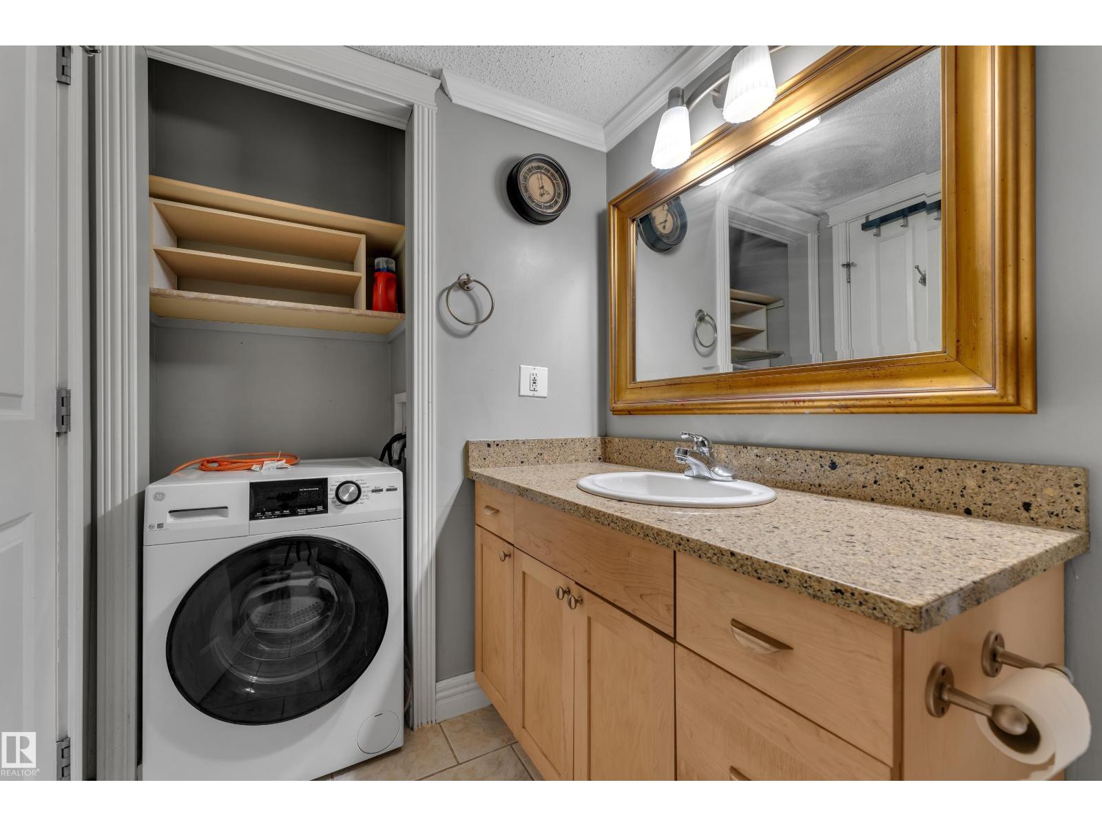 #304 10165 113 St Nw Property Photo 24