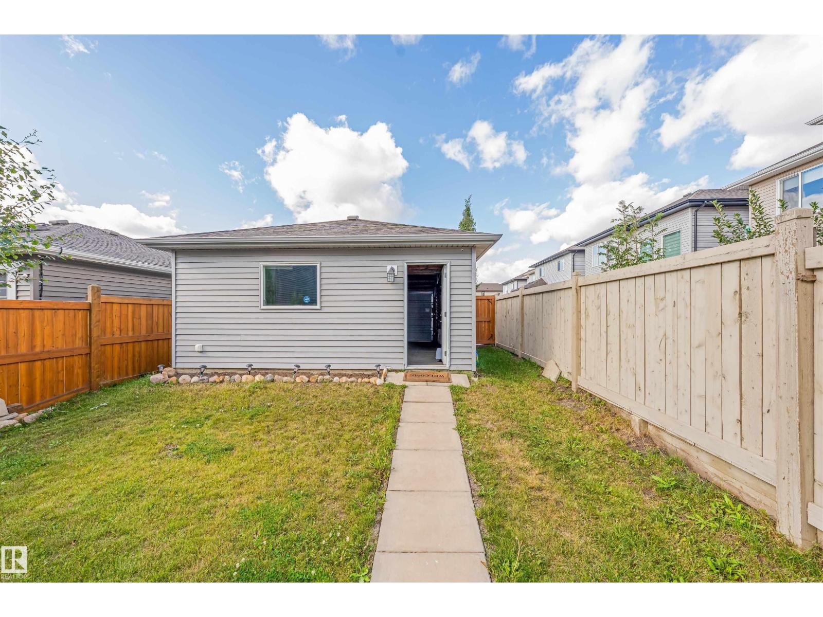 818 35a Ave Nw Property Photo 42