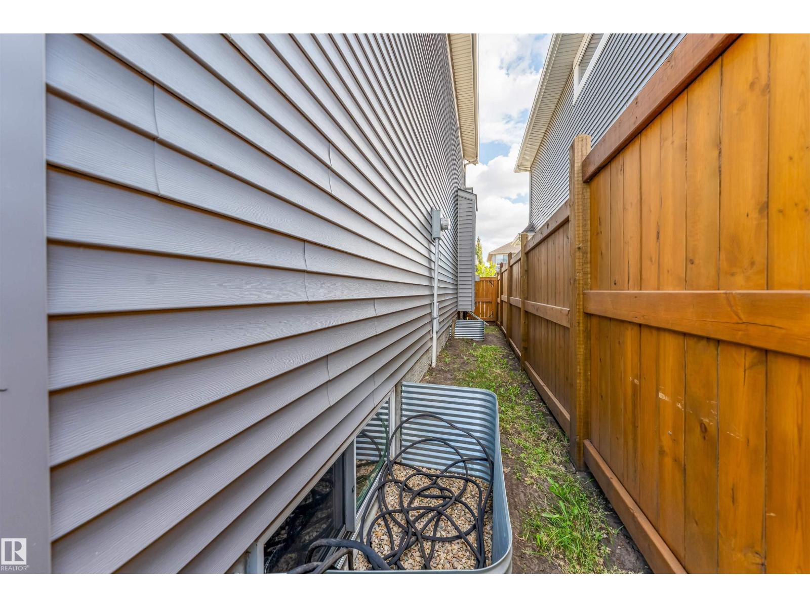 818 35a Ave Nw Property Photo 45