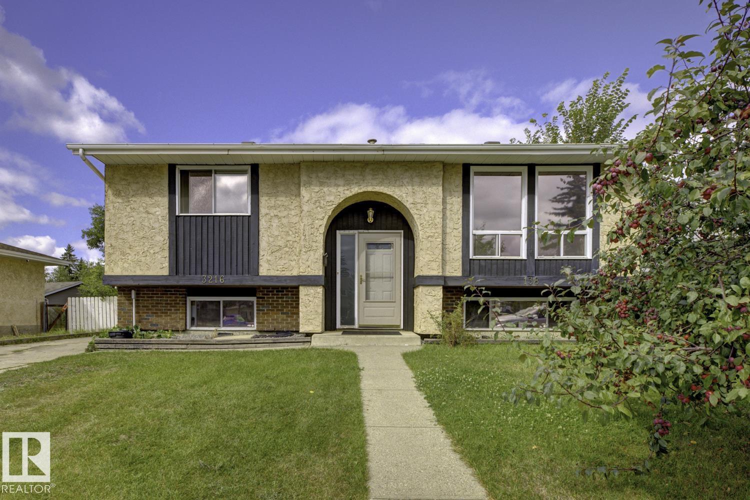 3216 138 AV NW Property Photo 1