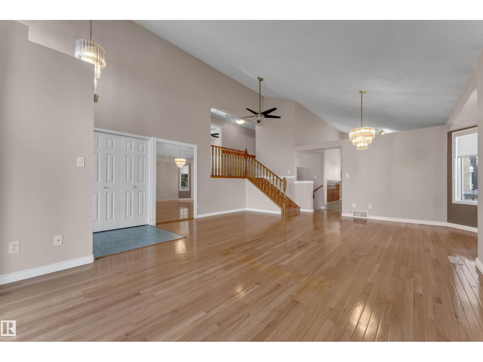 9722 157 St Nw Property Photo 8