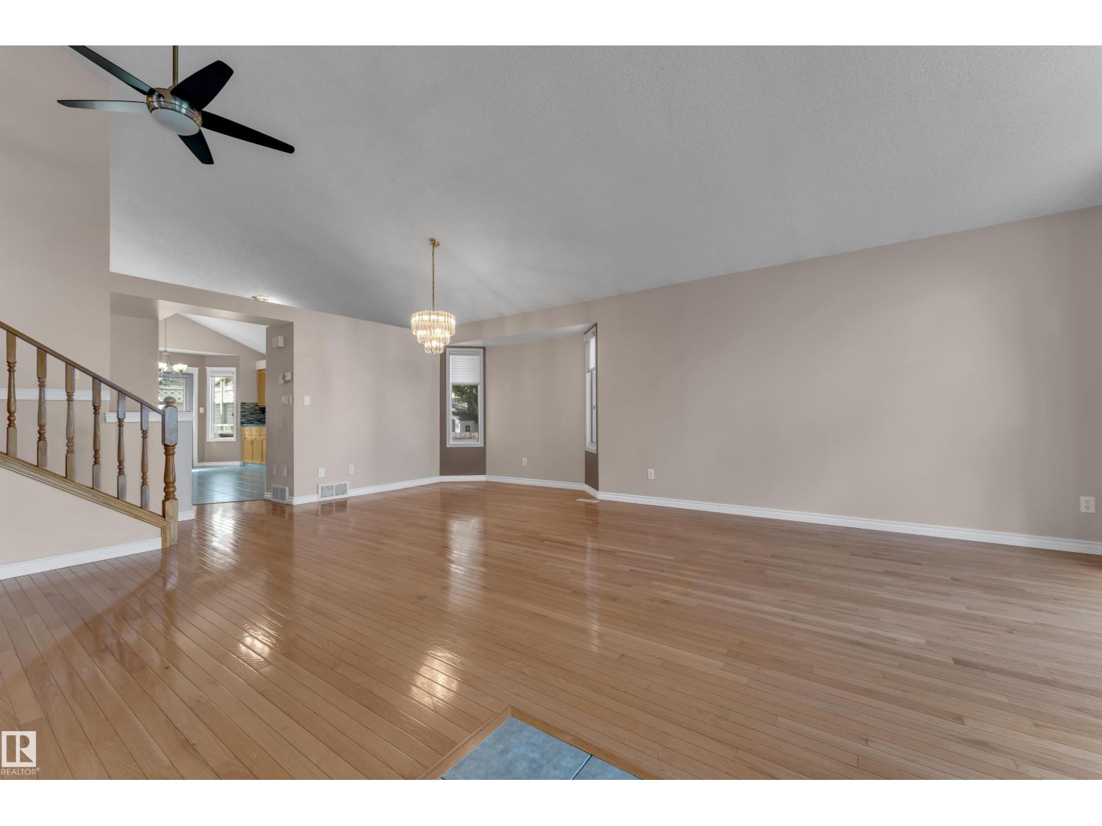 9722 157 St Nw Property Photo 10