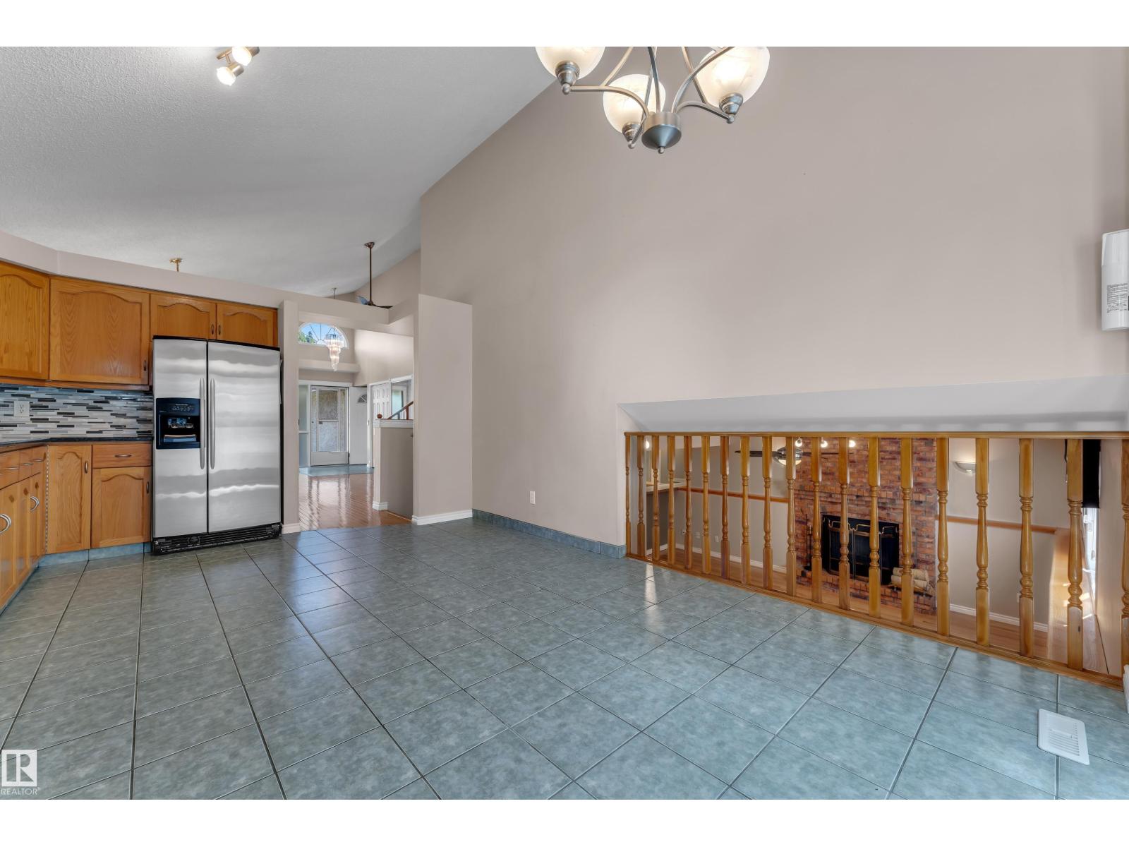 9722 157 St Nw Property Photo 13
