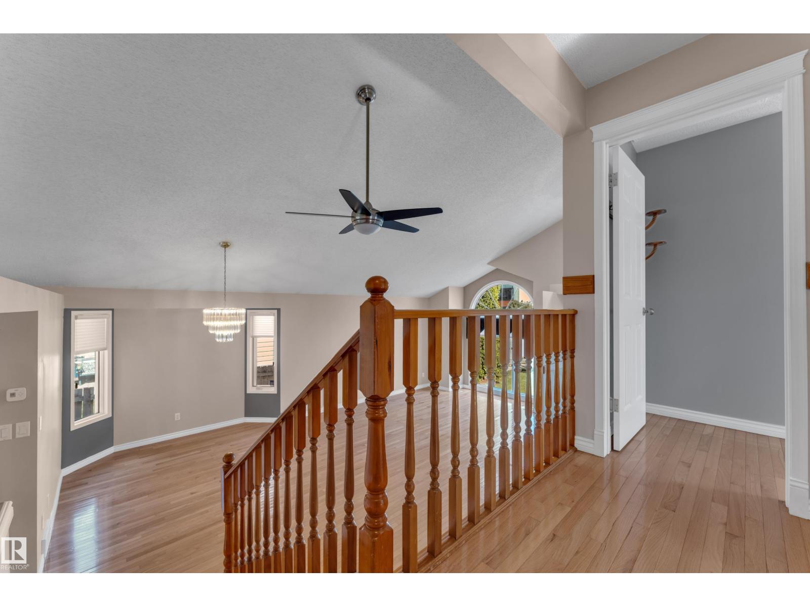 9722 157 St Nw Property Photo 14