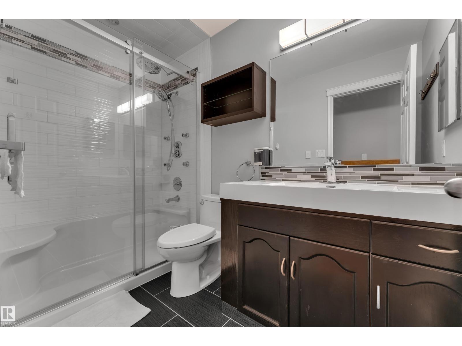9722 157 St Nw Property Photo 20