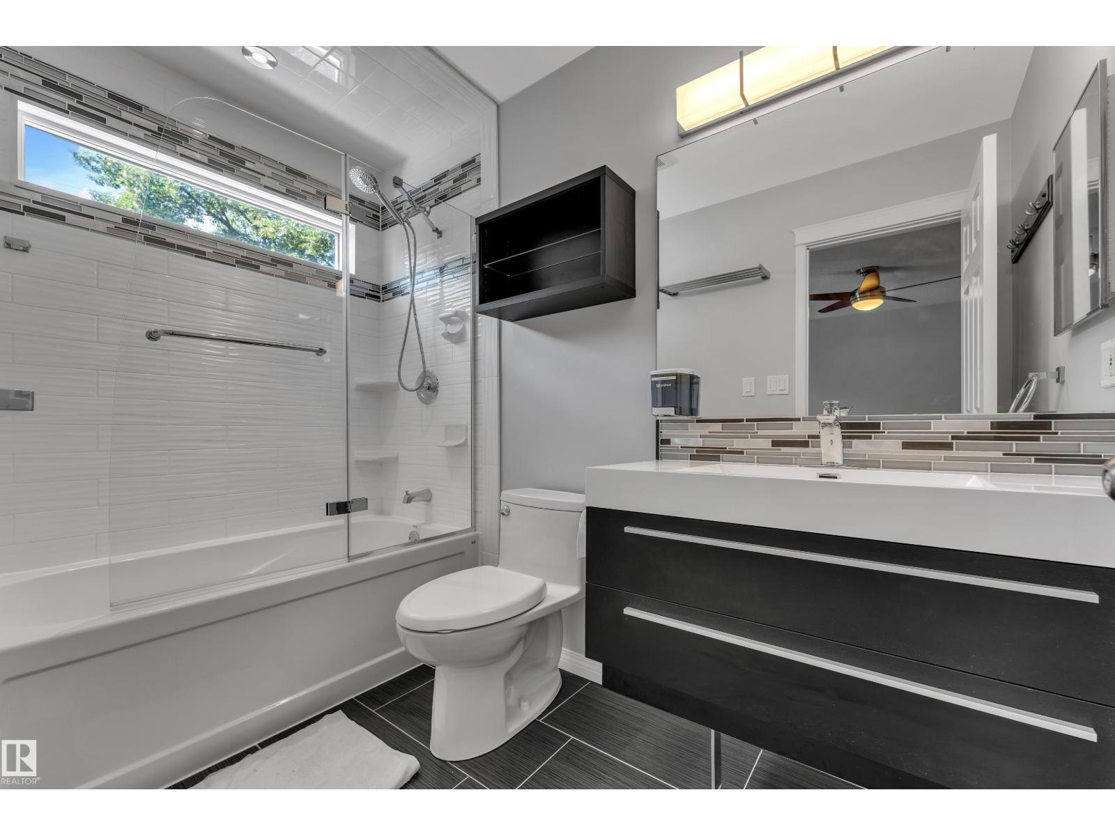 9722 157 St Nw Property Photo 22