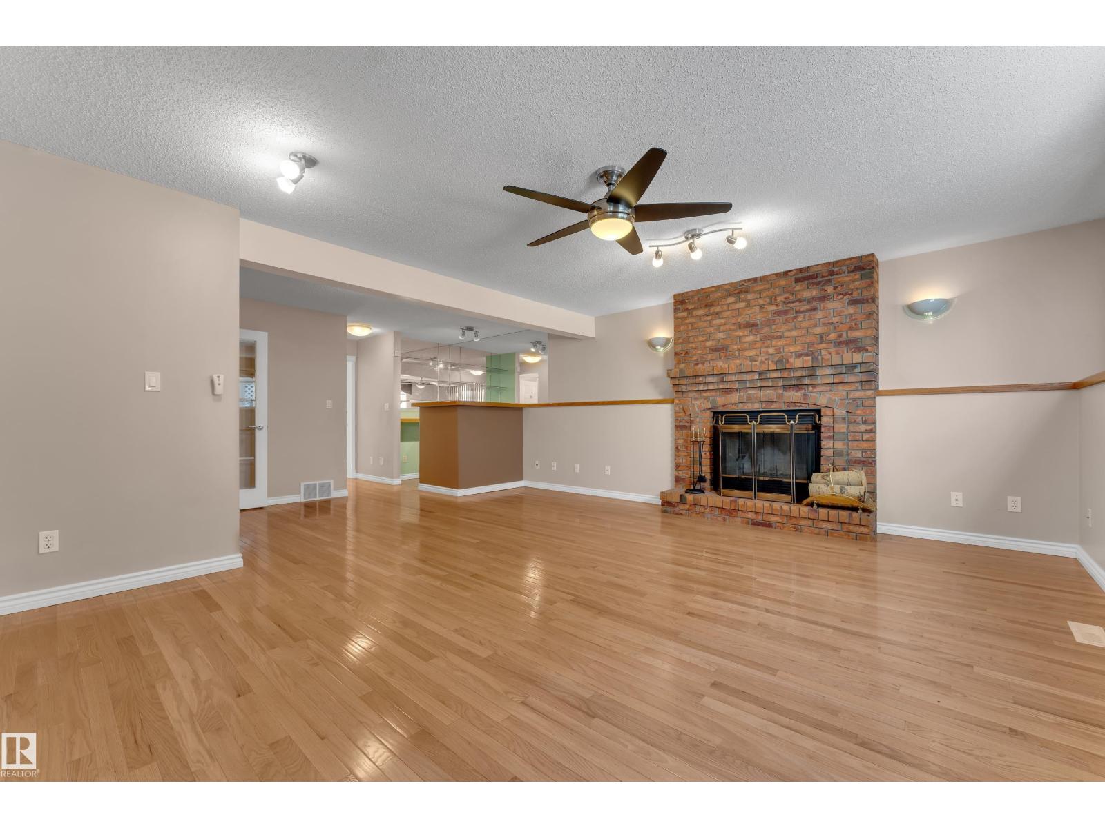 9722 157 St Nw Property Photo 26