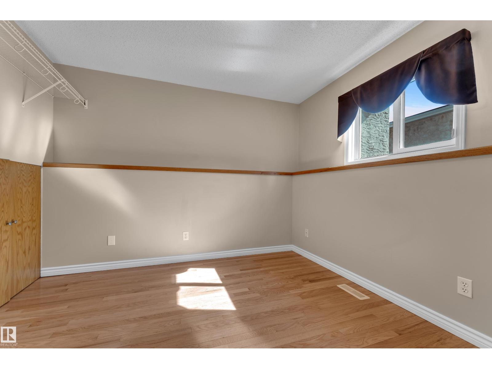 9722 157 St Nw Property Photo 28