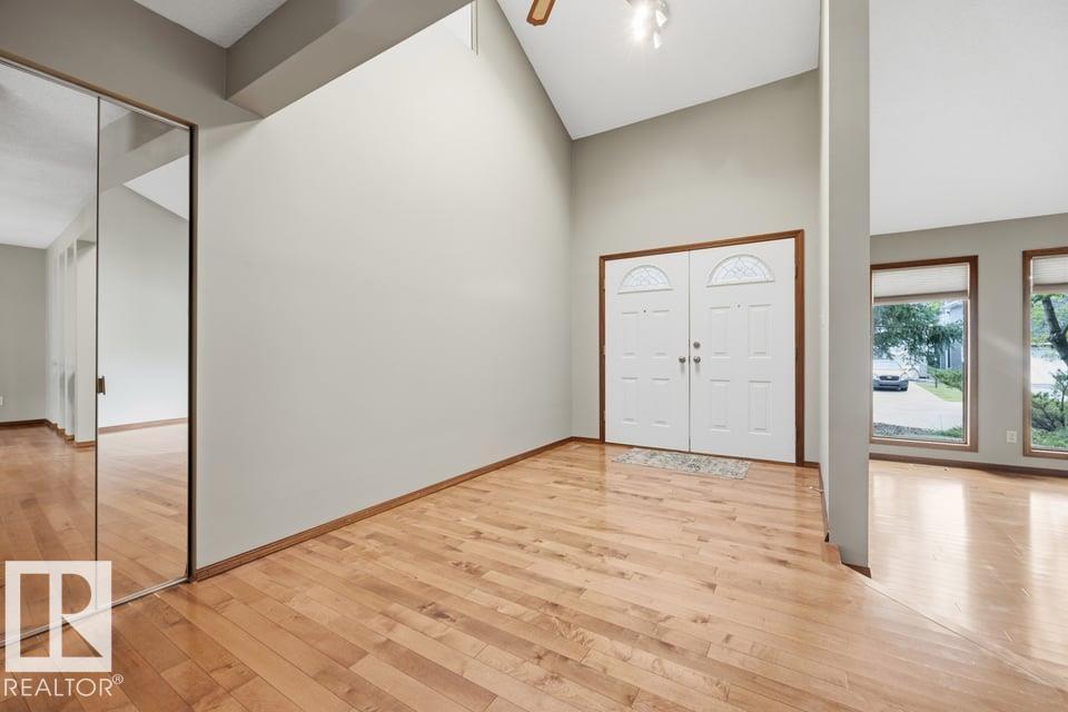 4140 147 St Nw Property Photo 5