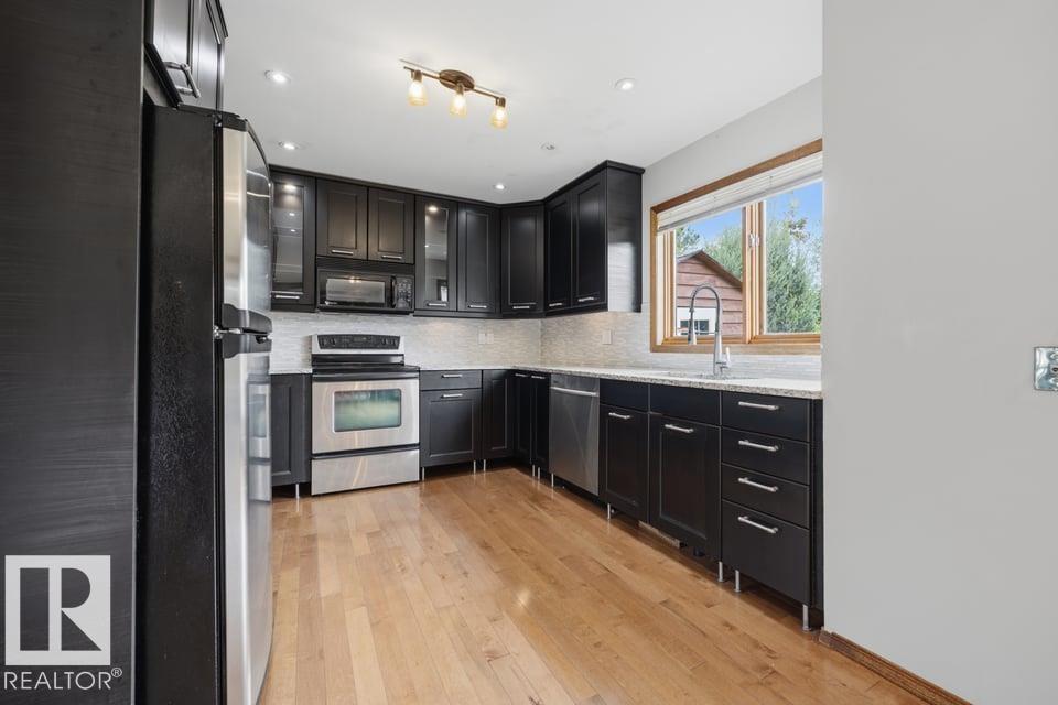 4140 147 St Nw Property Photo 16