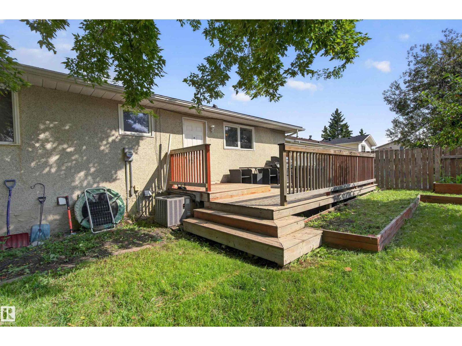 3606 44 St Property Photo 28