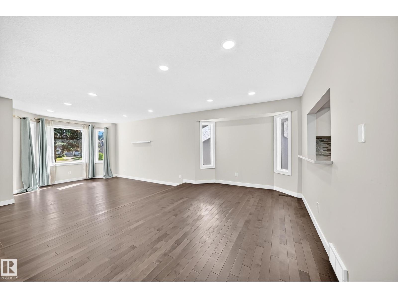 9426 150 St Nw Nw Property Photo 13