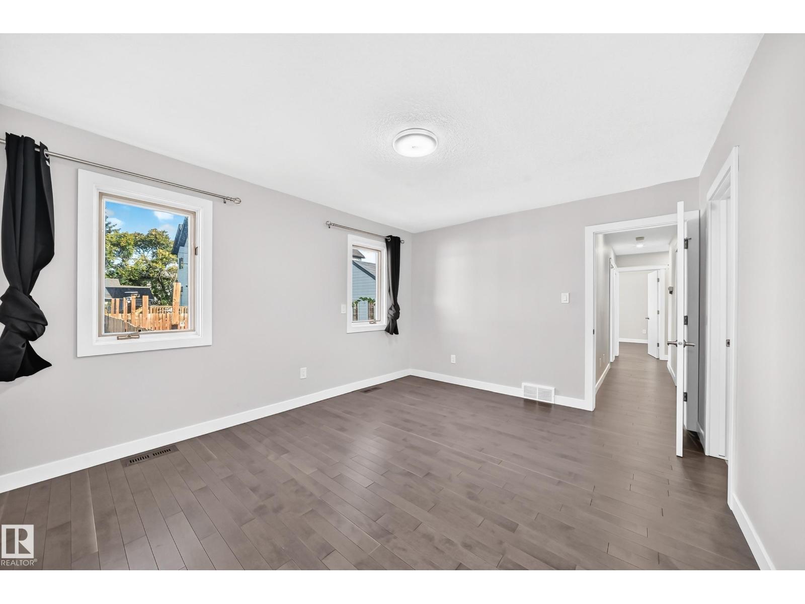 9426 150 St Nw Nw Property Photo 17