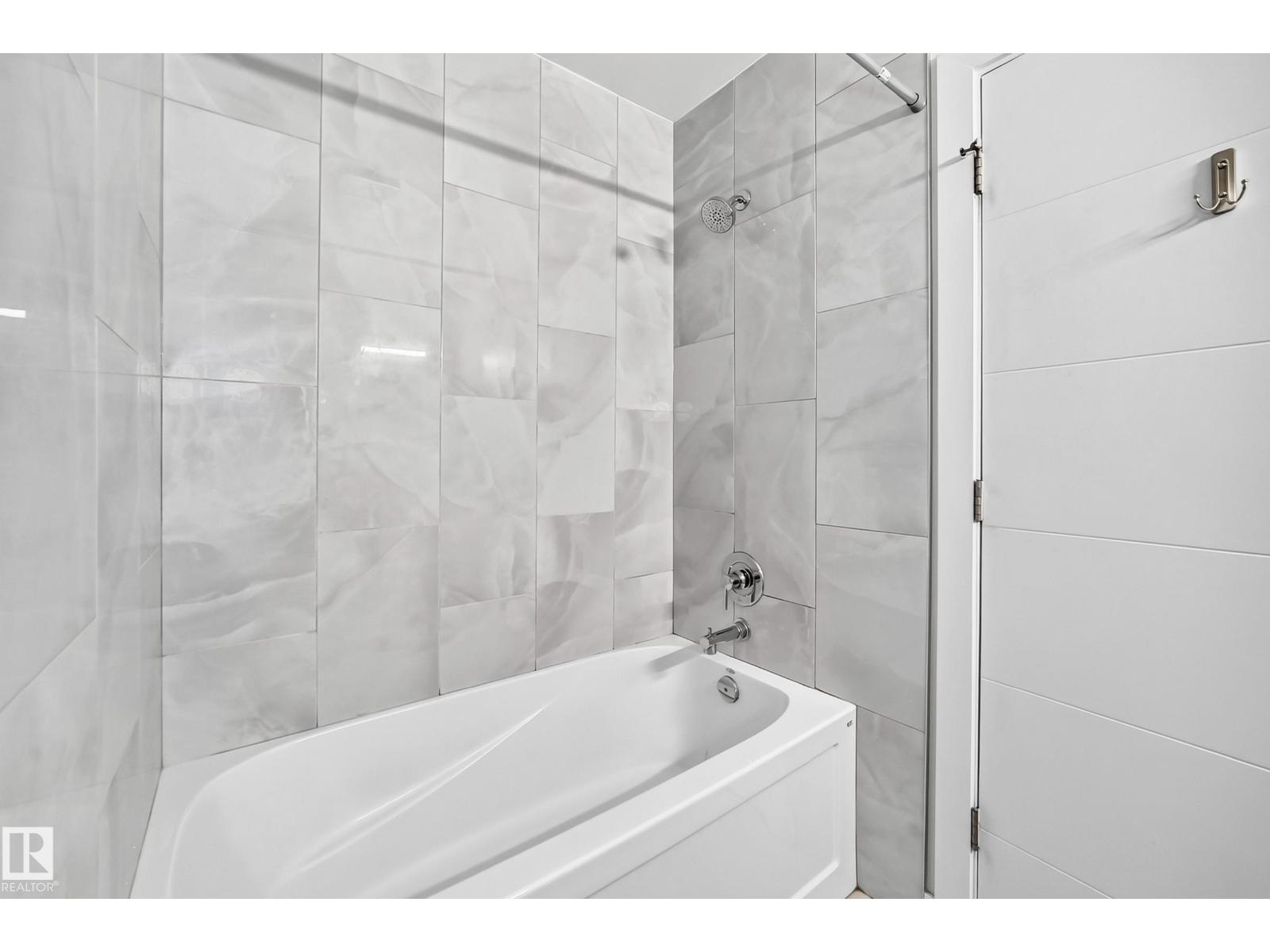 9426 150 St Nw Nw Property Photo 28