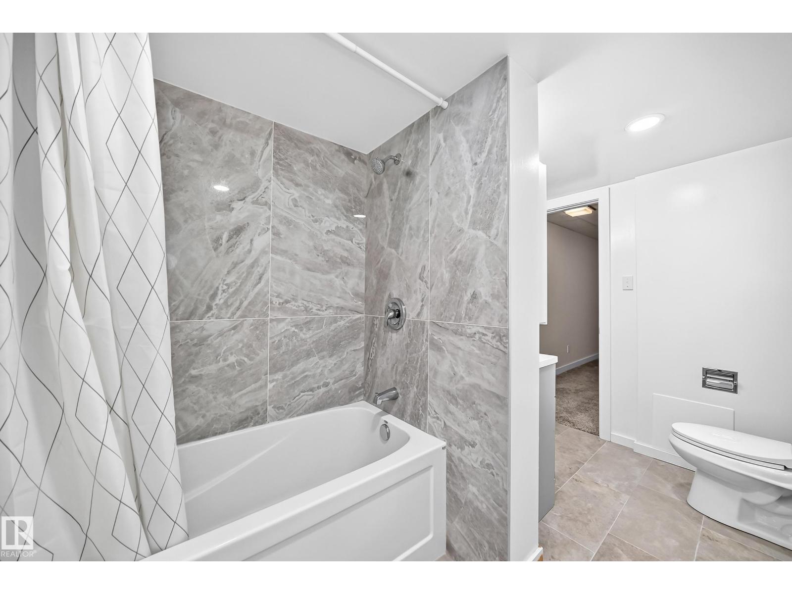 9426 150 St Nw Nw Property Photo 43