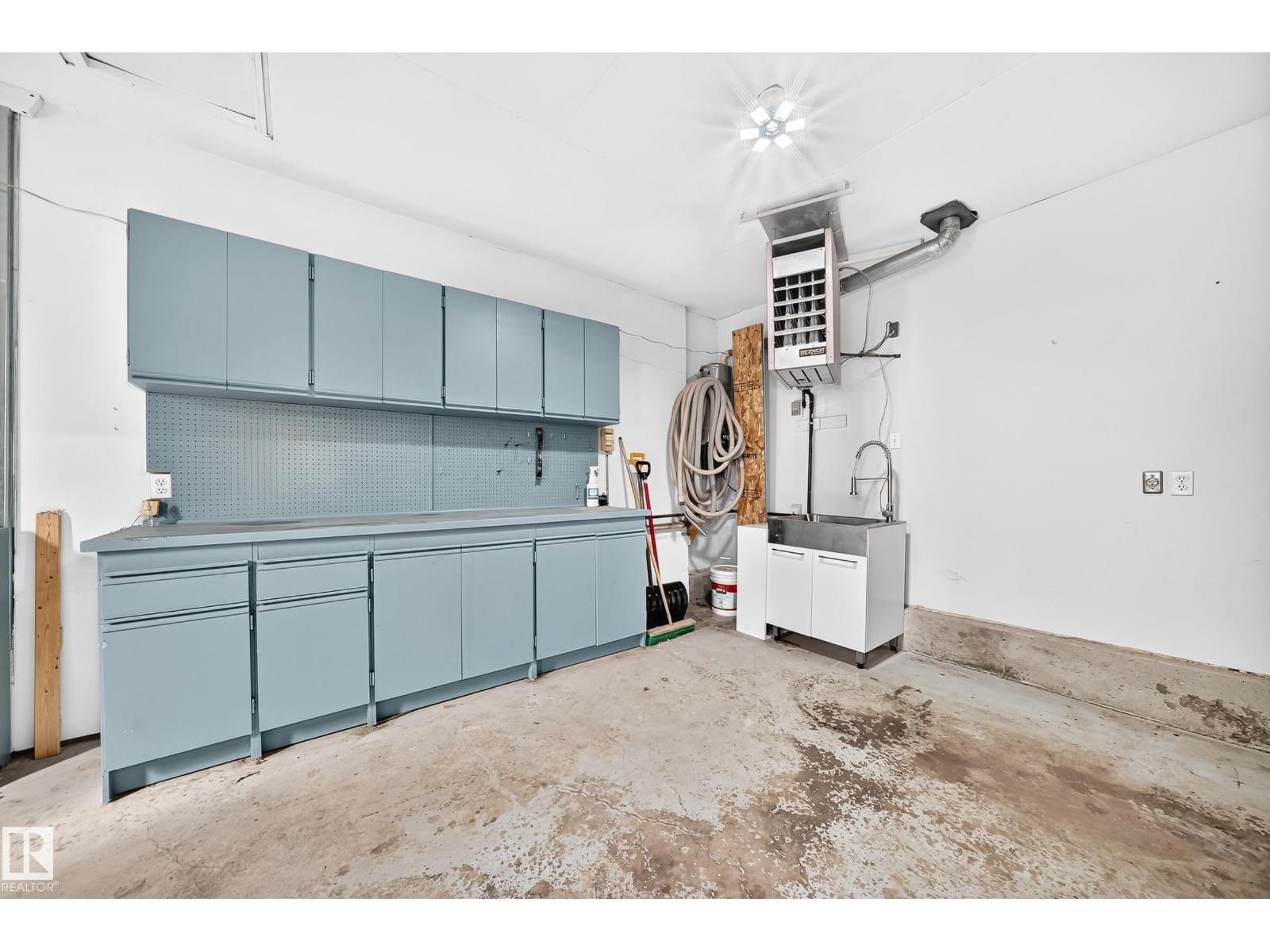 9426 150 St Nw Nw Property Photo 47