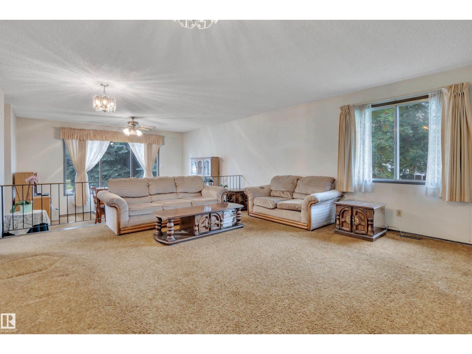 5308 37a Av Property Photo 10