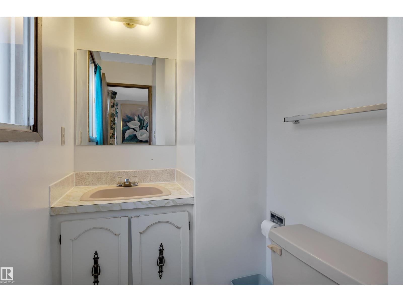5308 37a Av Property Photo 19