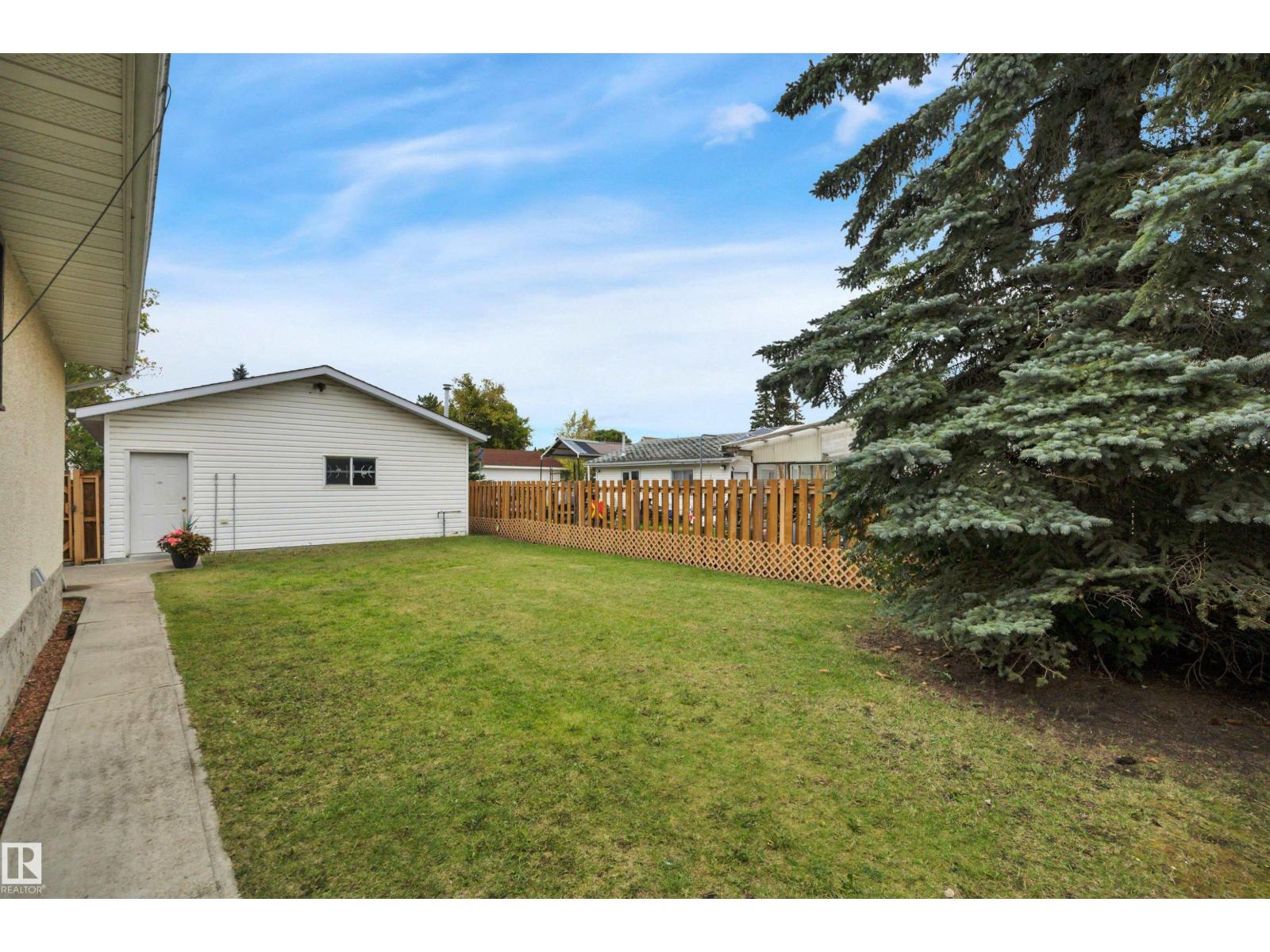 5308 37a Av Property Photo 27