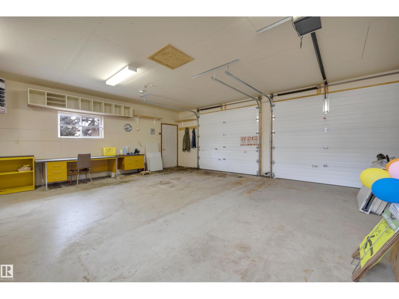 5308 37a Av Property Photo 32