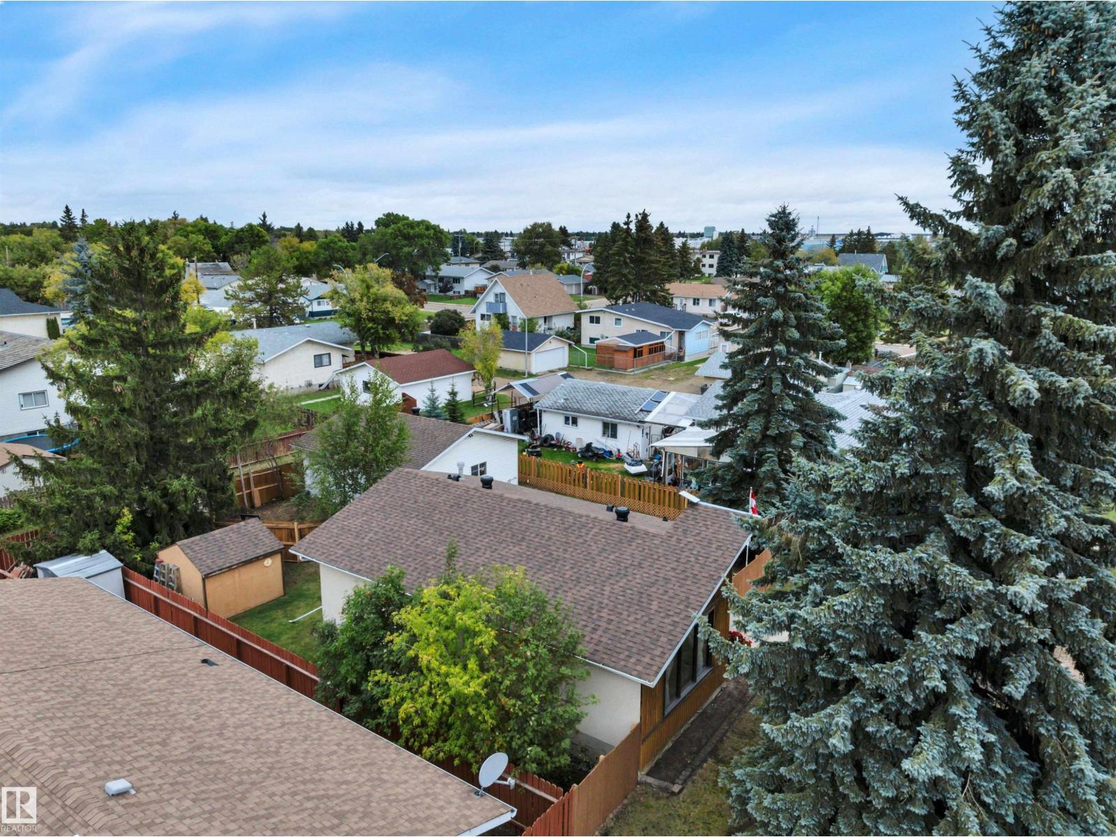 5308 37a Av Property Photo 34