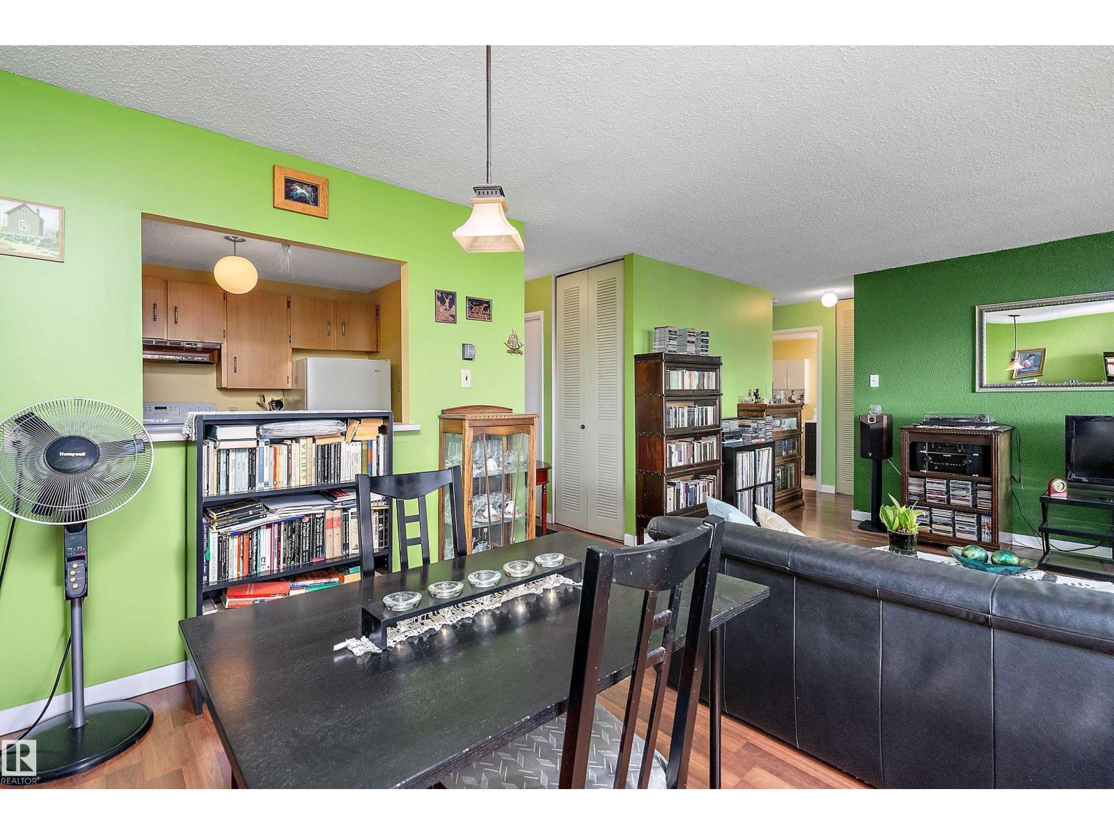 #1704 9916 113 St Nw Property Photo 14